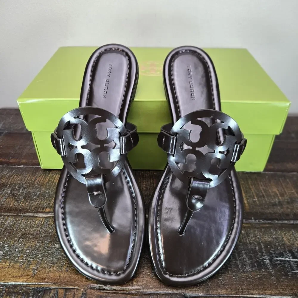 NEW Tory Burch Miller Leather Womens Size 11 Big Logo Sandals Flip Flops Cocoa